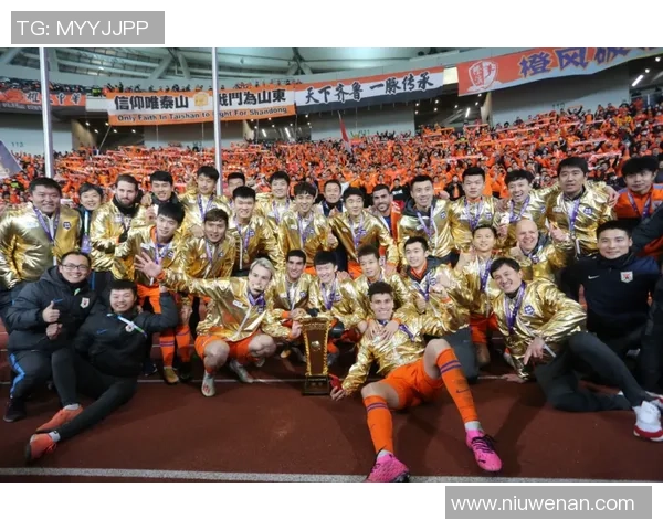 亚冠激战庆南队迎战鲁能队双方全力争夺小组出线资格